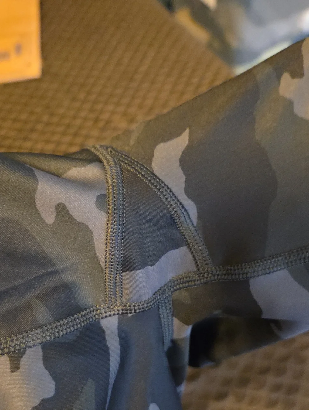 Athleta Ultimate Stash Pocket Camo 7